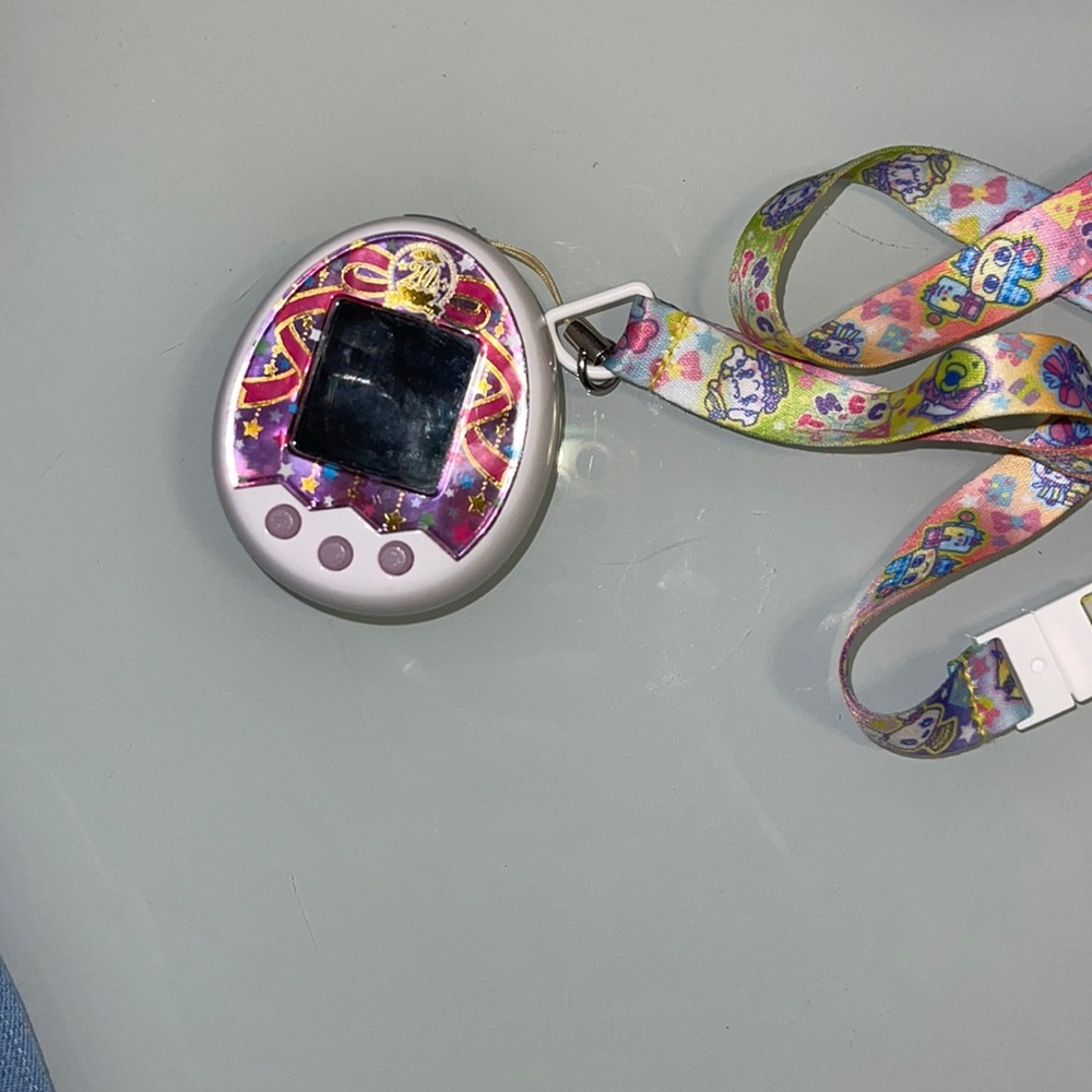 Tamagotchi m!x 20th Anniversary. JAPANESE. Good condition.